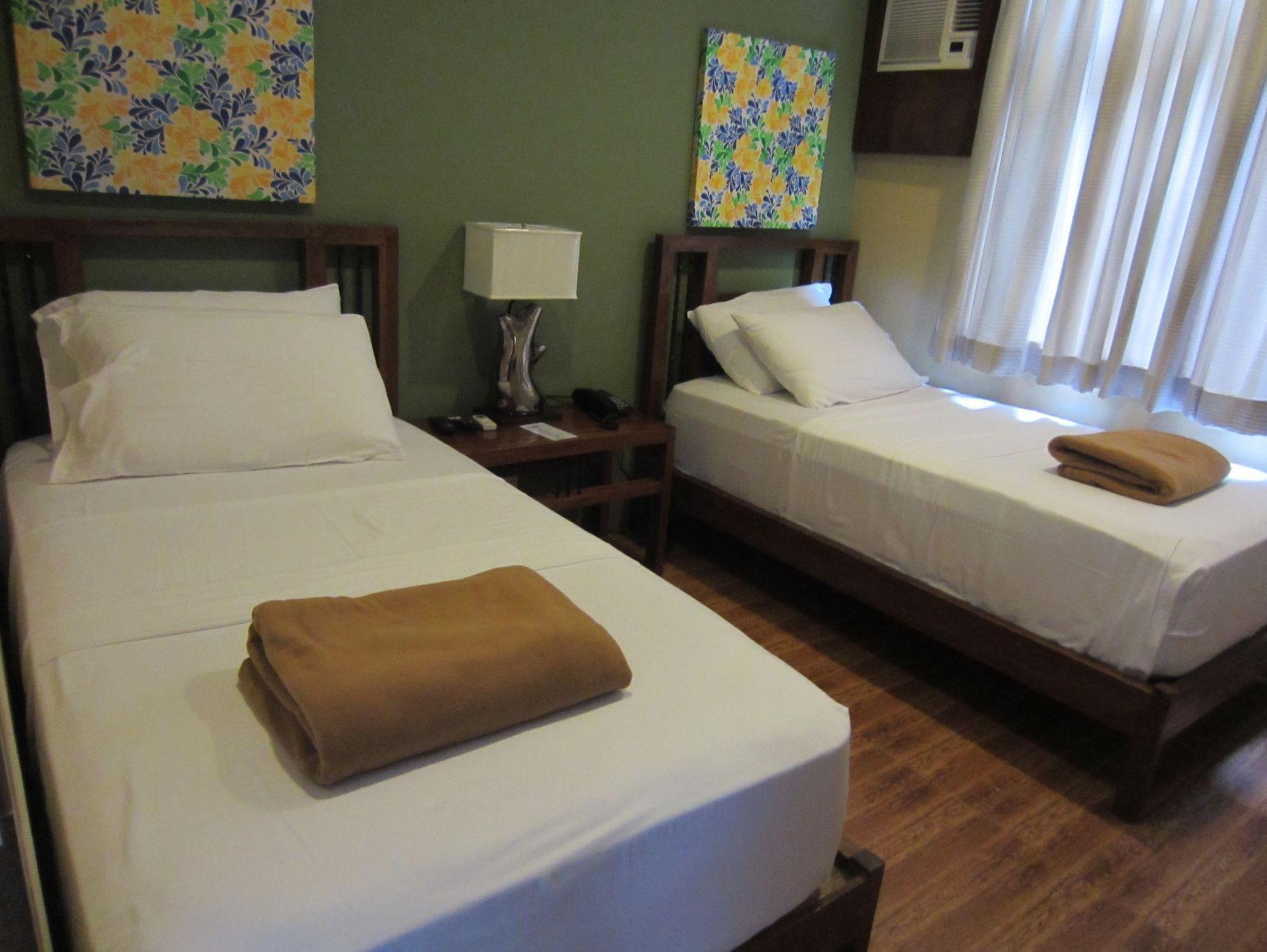 เพอร์เพิล ทรี เบด แอนด์ เบรคฟาสต์ Bed & Breakfast Paranaque City ภายนอก รูปภาพ