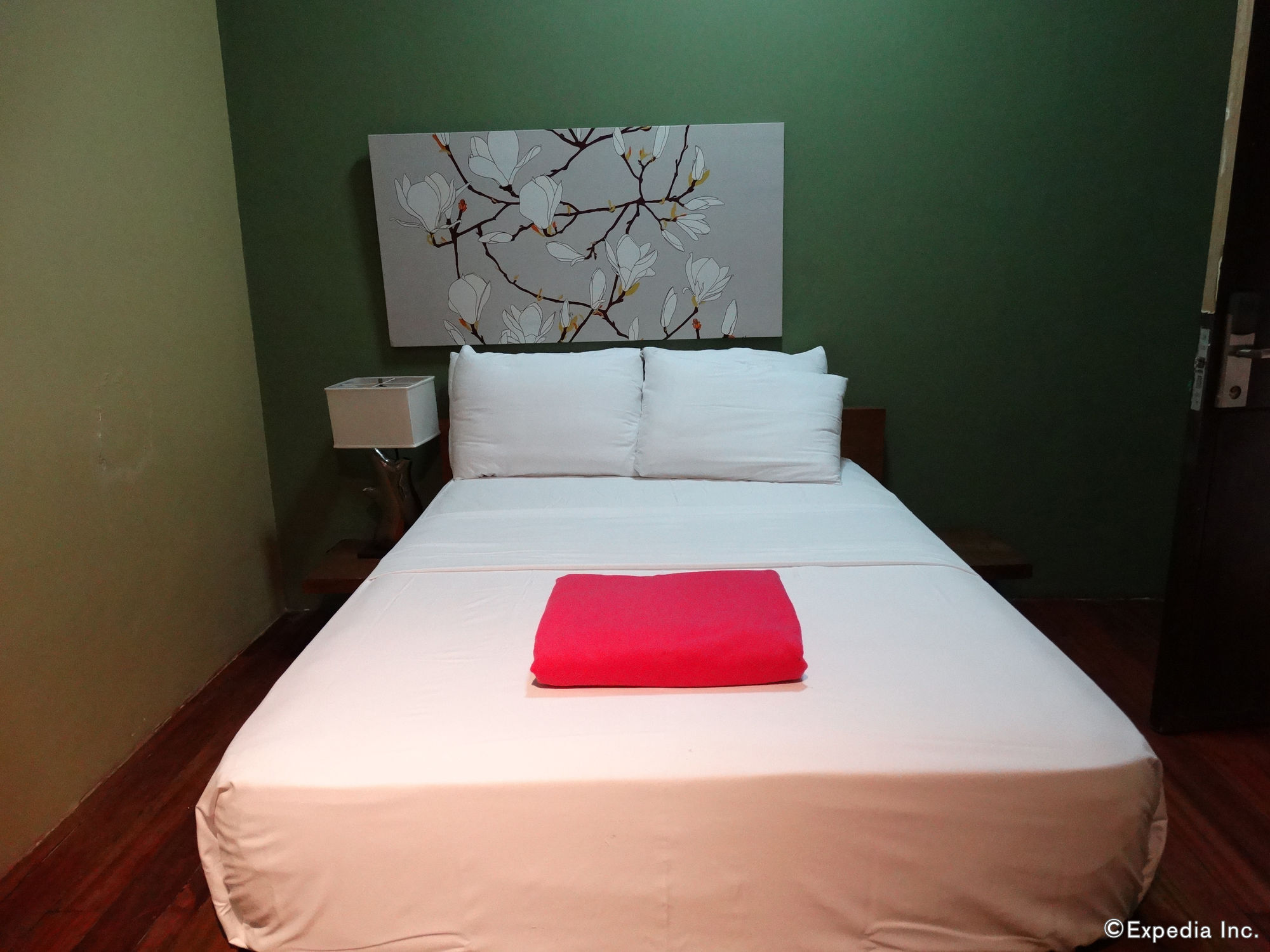 เพอร์เพิล ทรี เบด แอนด์ เบรคฟาสต์ Bed & Breakfast Paranaque City ภายนอก รูปภาพ