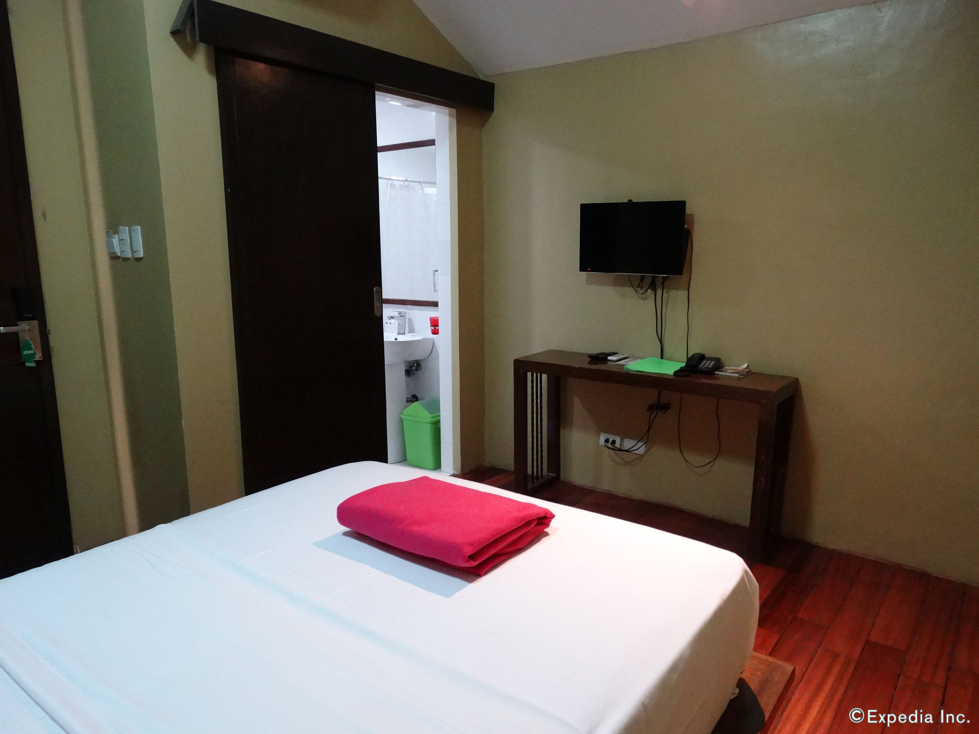 เพอร์เพิล ทรี เบด แอนด์ เบรคฟาสต์ Bed & Breakfast Paranaque City ภายนอก รูปภาพ